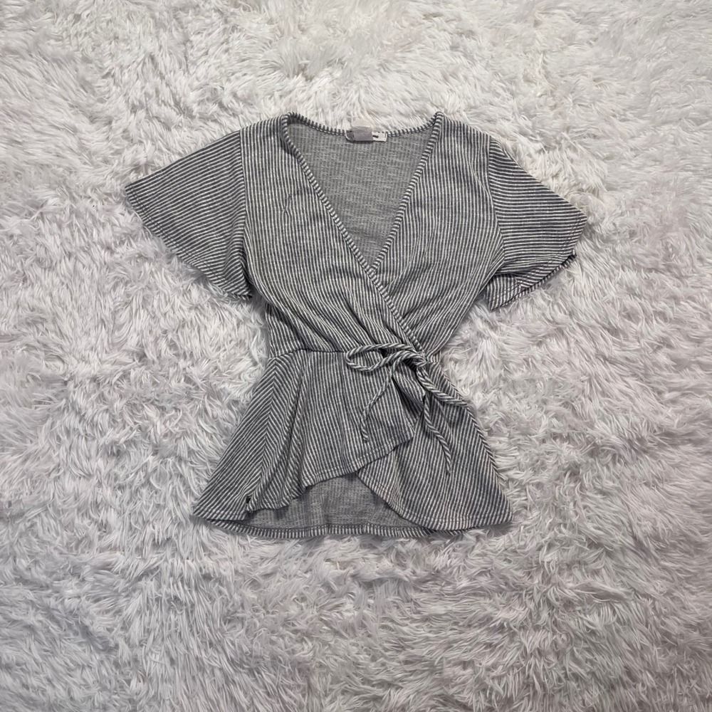 y2k vintage gray & white striped baby doll wrap top medium